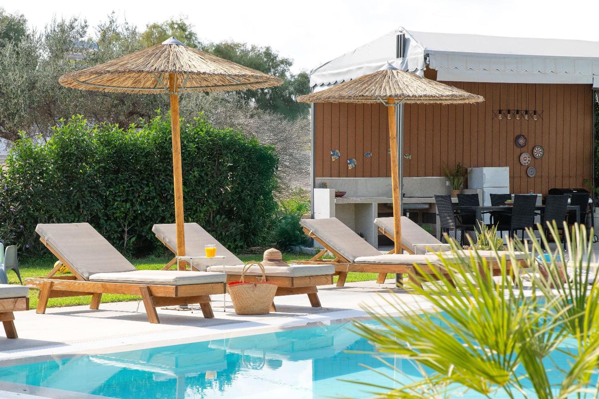 Ethria Pool Villa With Heated Jacuzzi Афанту Екстериор снимка