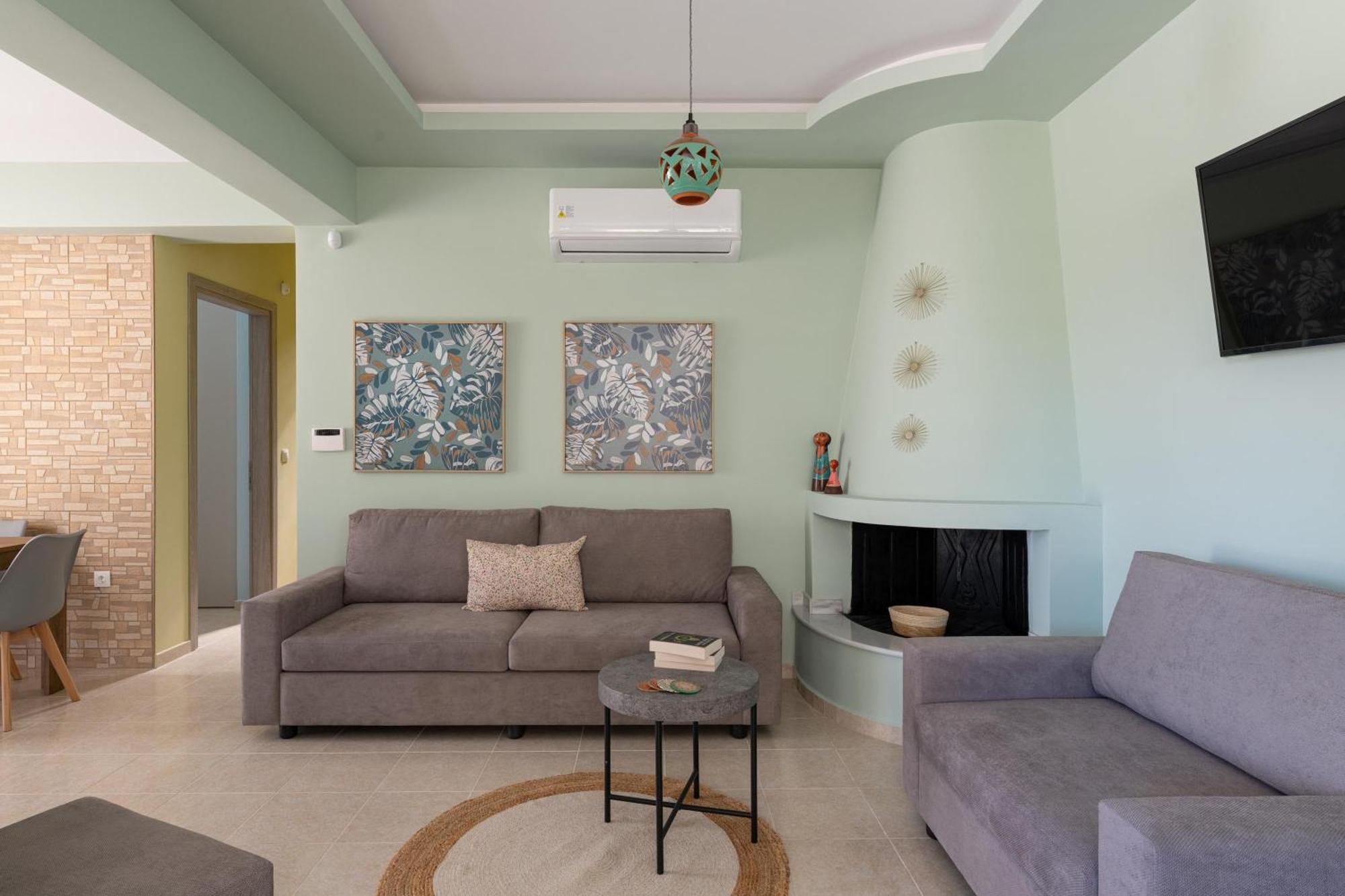 Ethria Pool Villa With Heated Jacuzzi Афанту Екстериор снимка